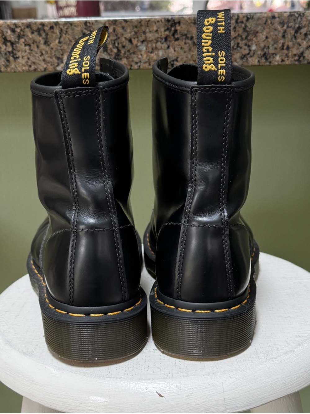 Dr. Martens Doc Black Leather 8-Eye Lace-Up Boots Yellow Welt 10.5 M sz 44 new - Picture 4 of 11